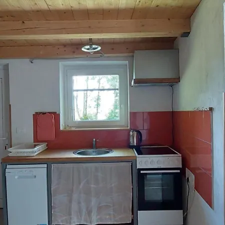 Pocitniska Hiska V Grapi شقة *