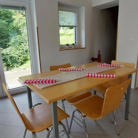 Pocitniska Hiska V Grapi