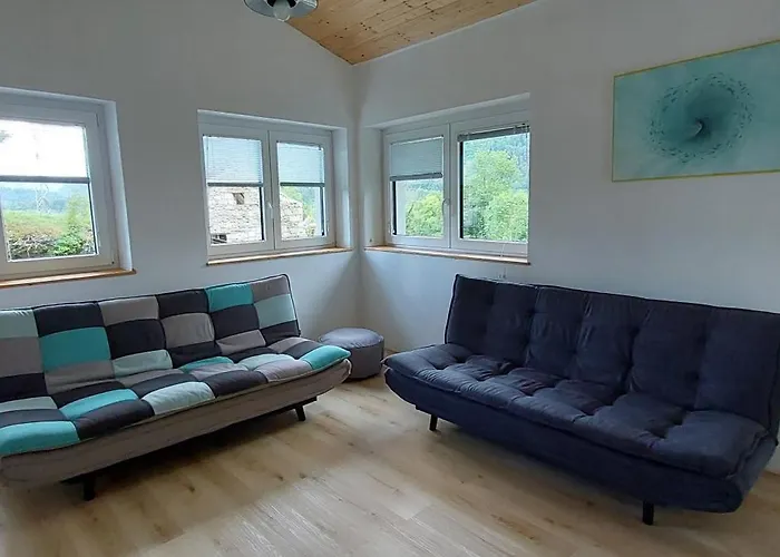 Pocitniska Hiska V Grapi 托尔明