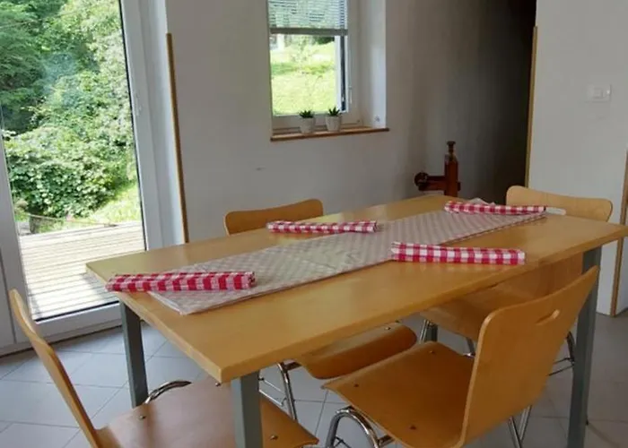 Pocitniska Hiska V Grapi